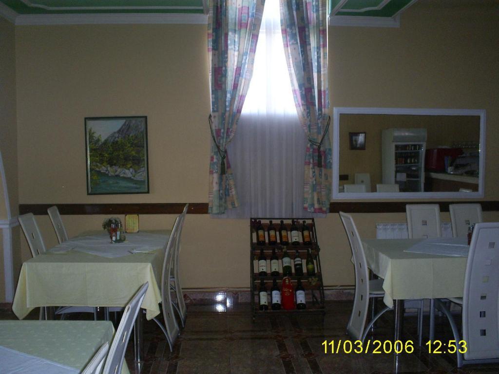 Hotel Lovcen Podgoriçe Dış mekan fotoğraf